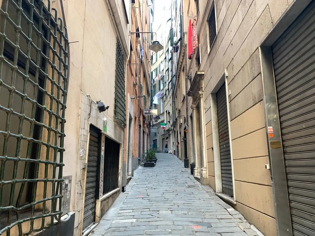 La Casa Di Titta By Holiday World Genoa Apartment